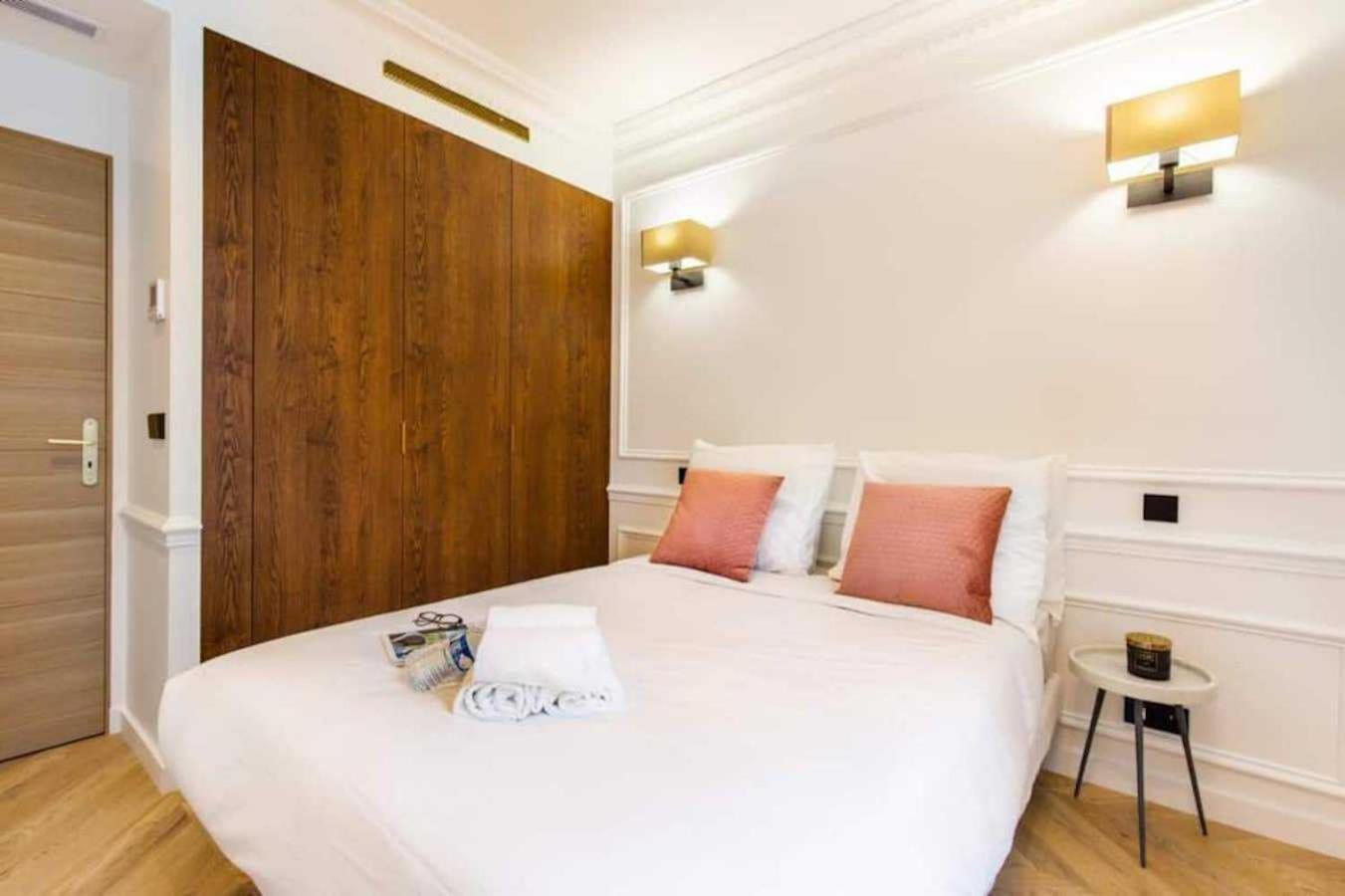 Newly Rebuilt By Architect - Center Of Paris Apartment Exterior photo